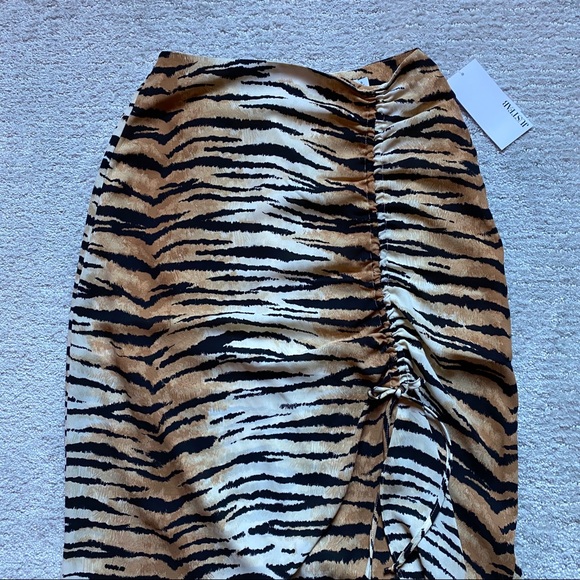 Tiger Print Midi Skirt w/ Slit and Ruched Detail - Picture 3 of 5